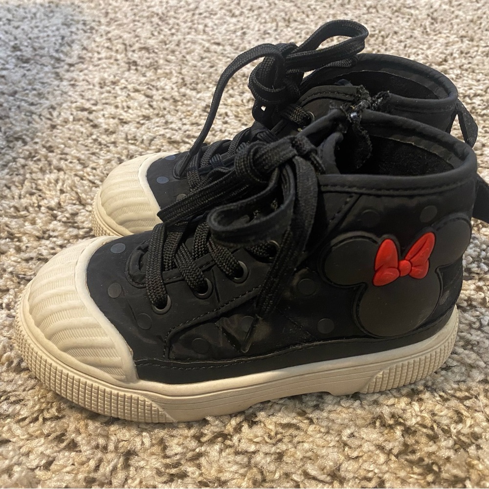 Zara Minnie Mouse Zip Boots